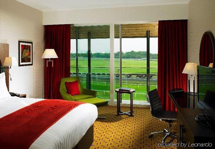 Lingfield Park Marriott Hotel & Country Club Kamer foto